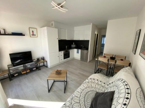Sol-y-Days Baroncelli, Appartement rénové avec vue latérale sur mer et proche du centre ville